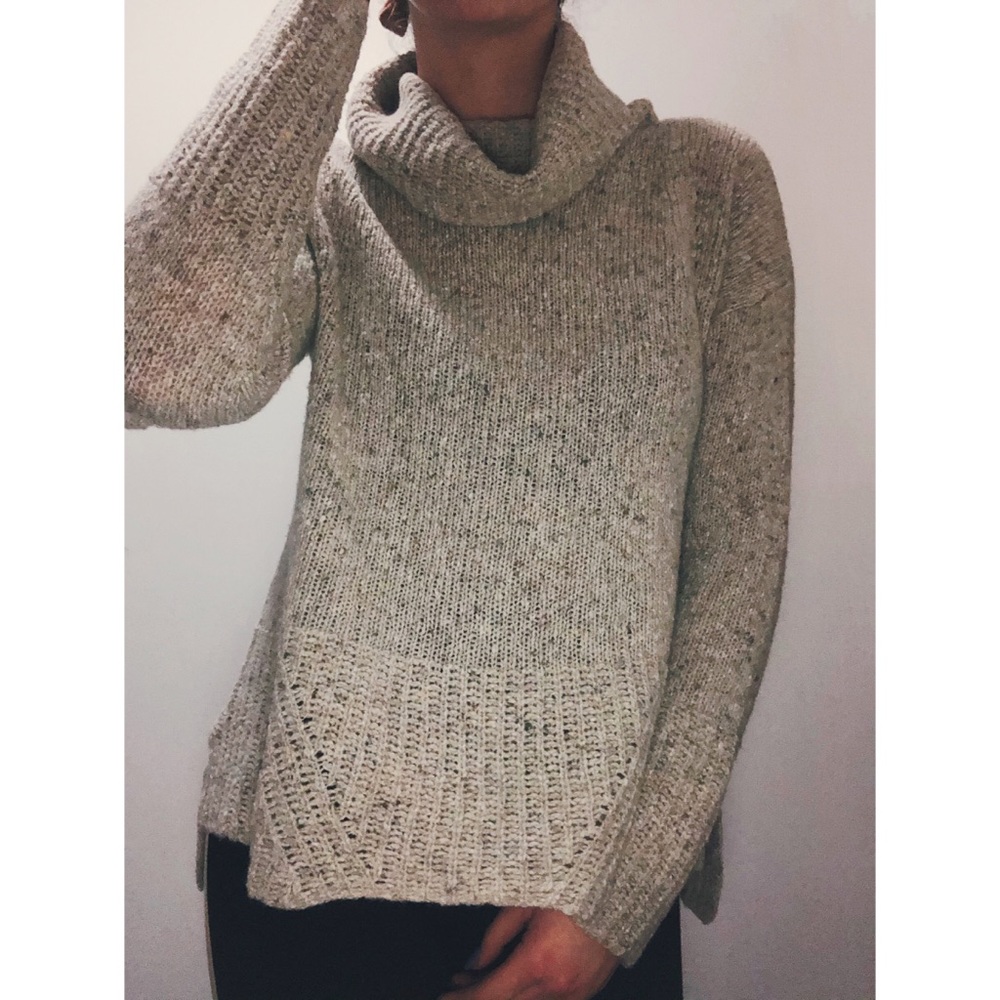 🆕NWT Elsamanda Sweater (S/M)🆕